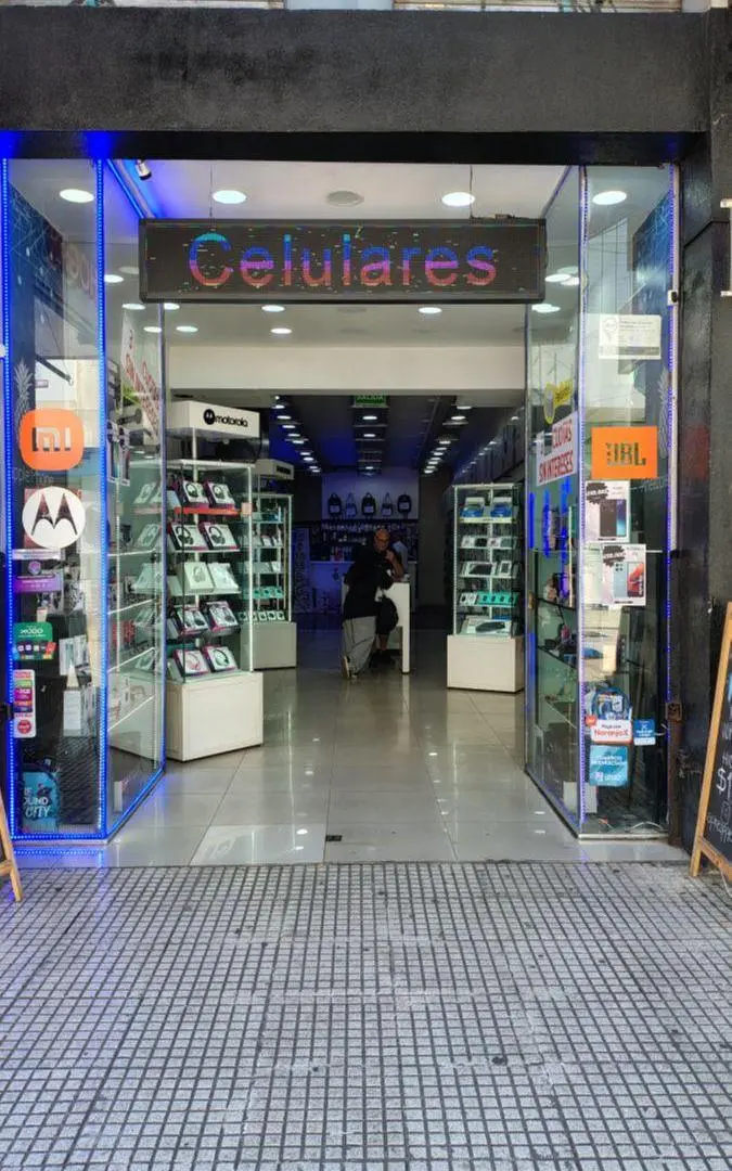 LOCAL SOBRE LAPRIDA PEATONAL 3
