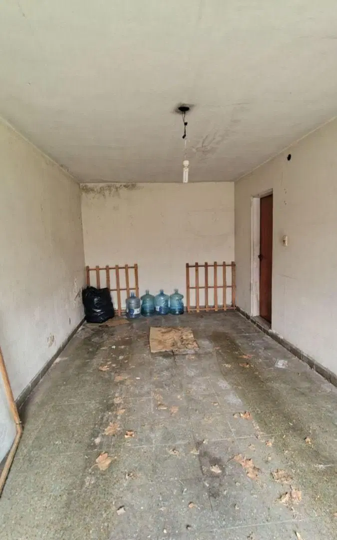 CHALET A MEJORAR SOBRE AMPLIO LOTE 4