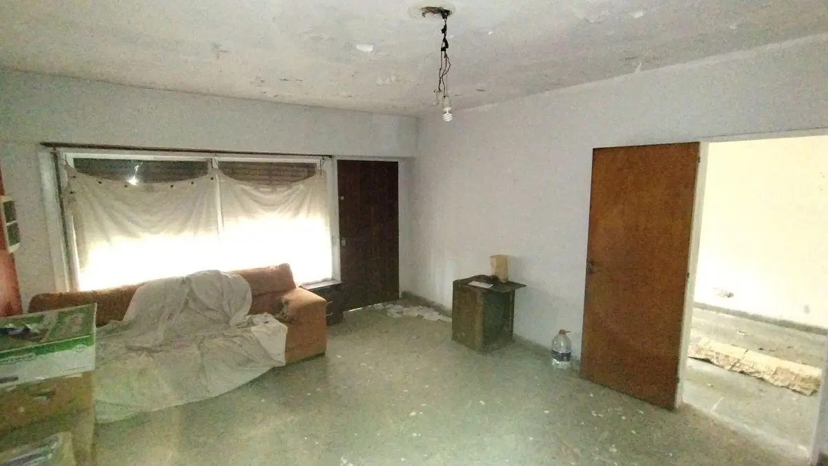 CHALET A MEJORAR SOBRE AMPLIO LOTE 5