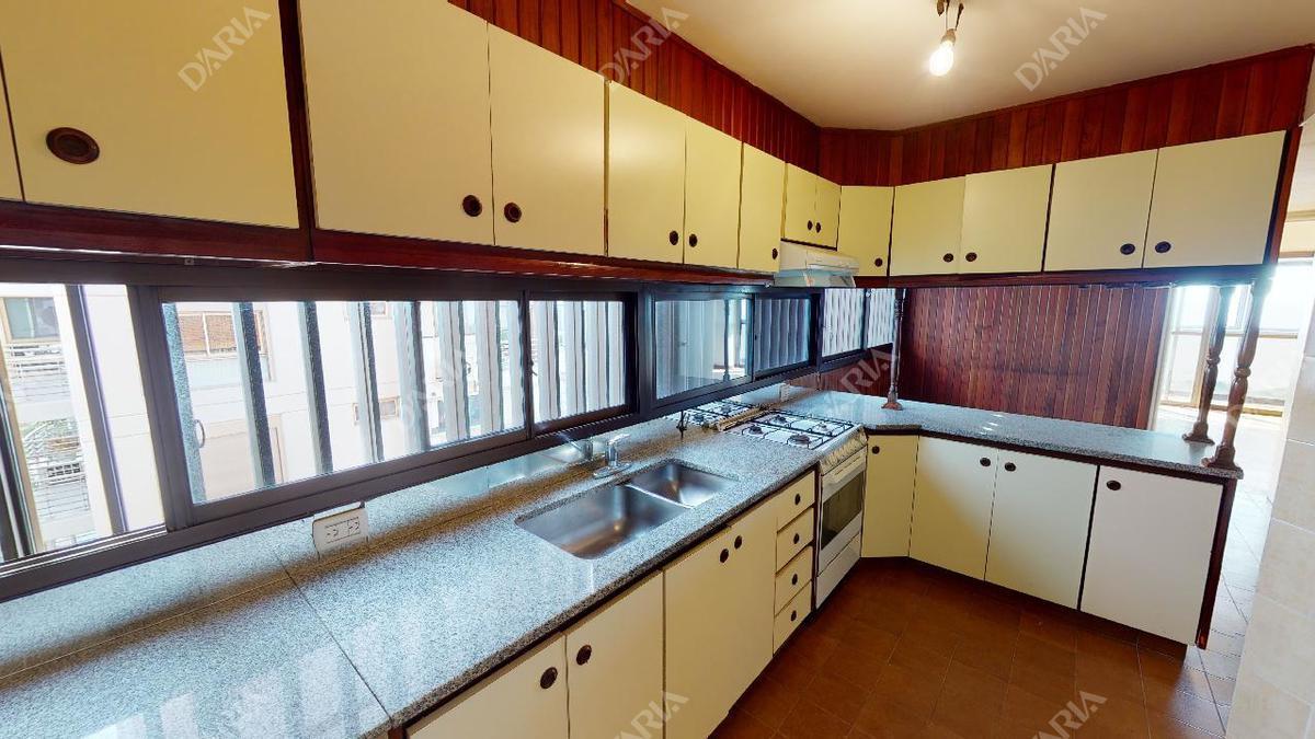 Foto de Venta departamento de 4 ambientes en La Lucila, con plena vista al río, imagen 2