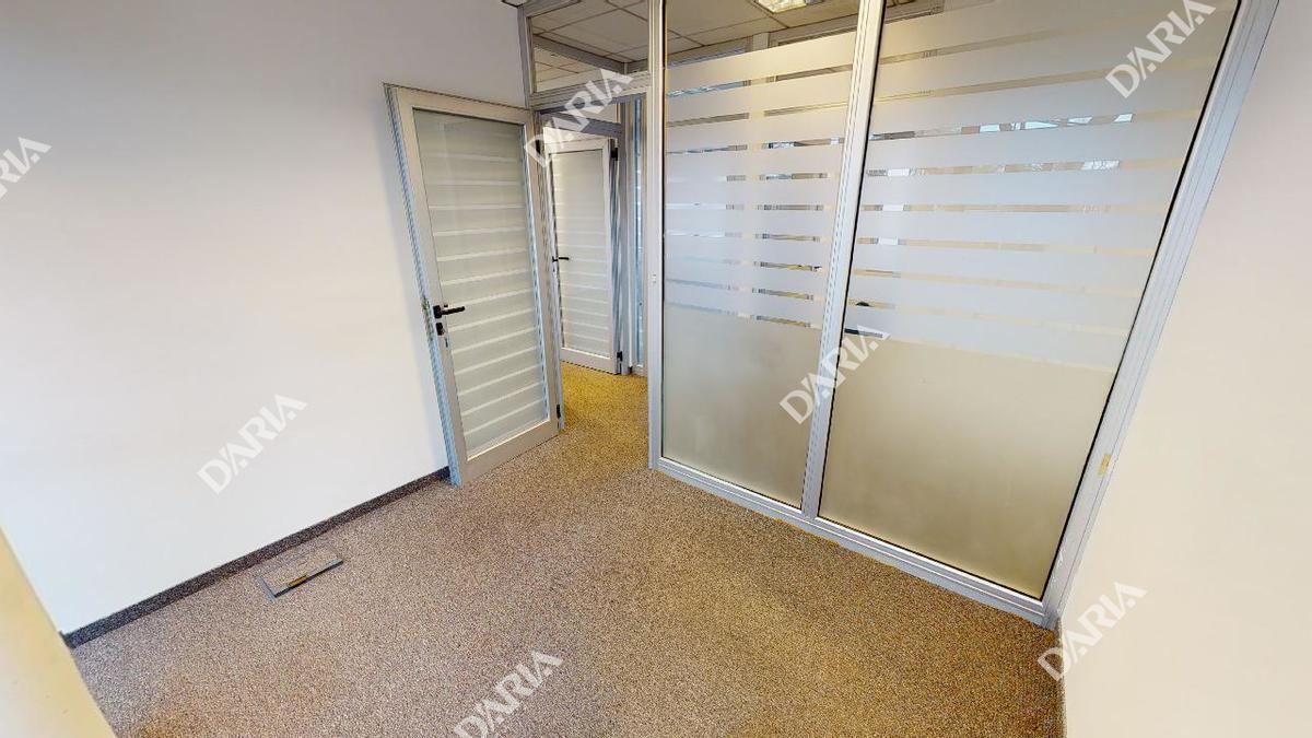 Oficina en Alquiler San Isidro 3
