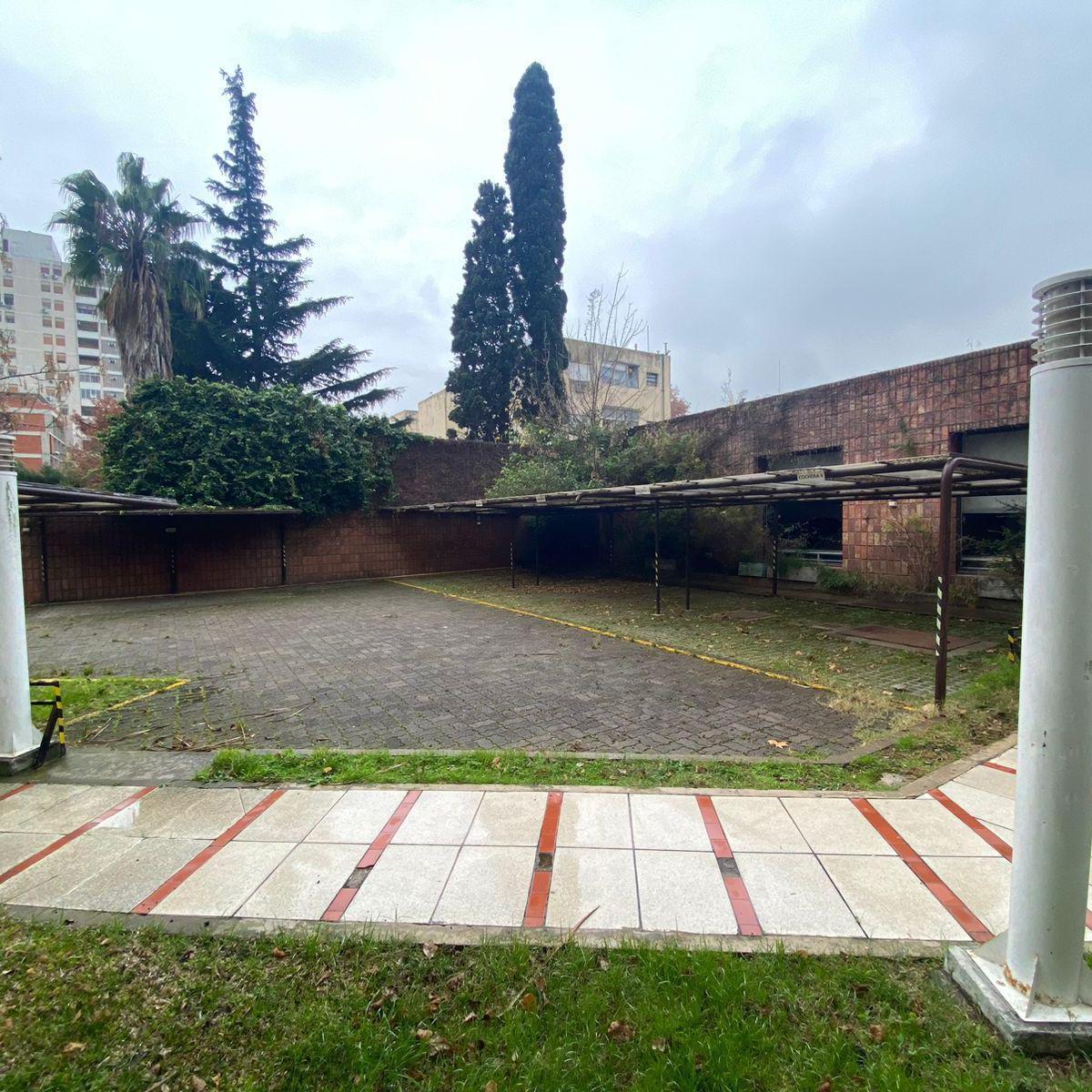 Venta Edificio Comercial en Block Florida 2