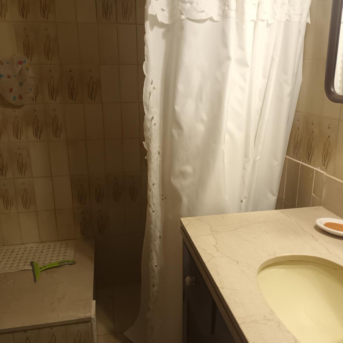 Foto de Departamento en venta en Olivos, semipiso 4 ambientes con dependencias, imagen 3