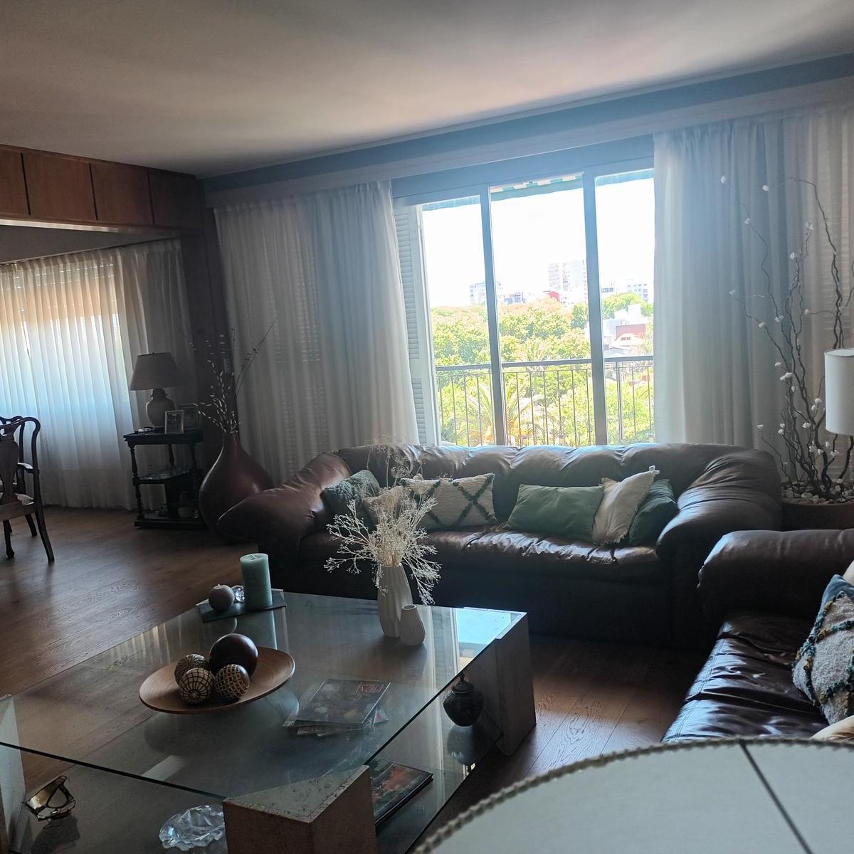 Foto de Departamento en venta en Olivos, semipiso 4 ambientes con dependencias, imagen 4