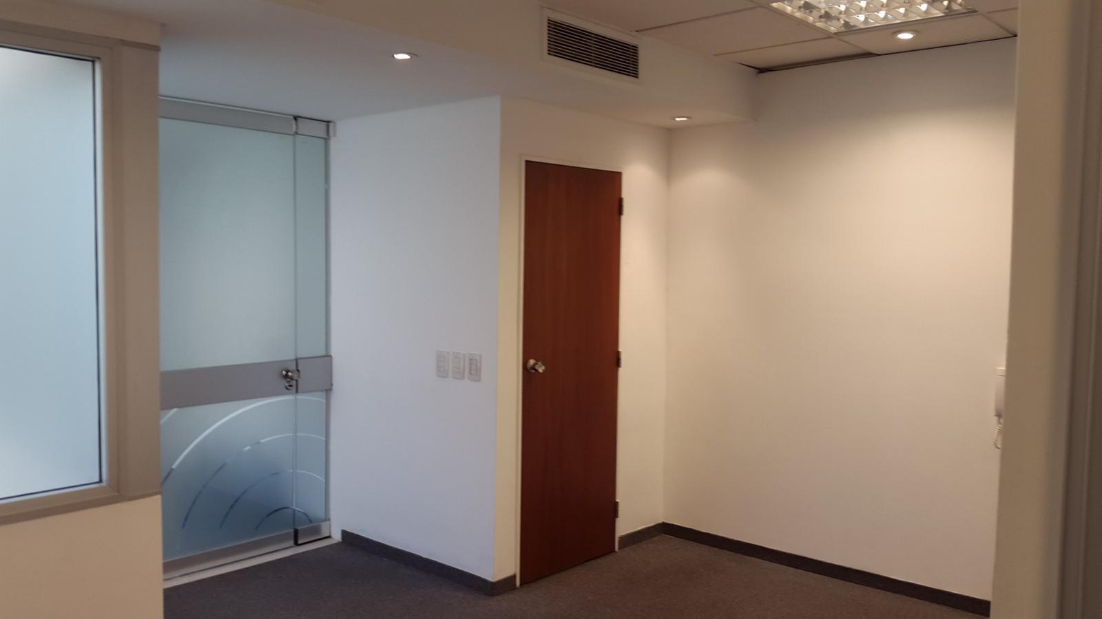 Foto de Oficina en venta y alquiler en San Isidro., imagen 3