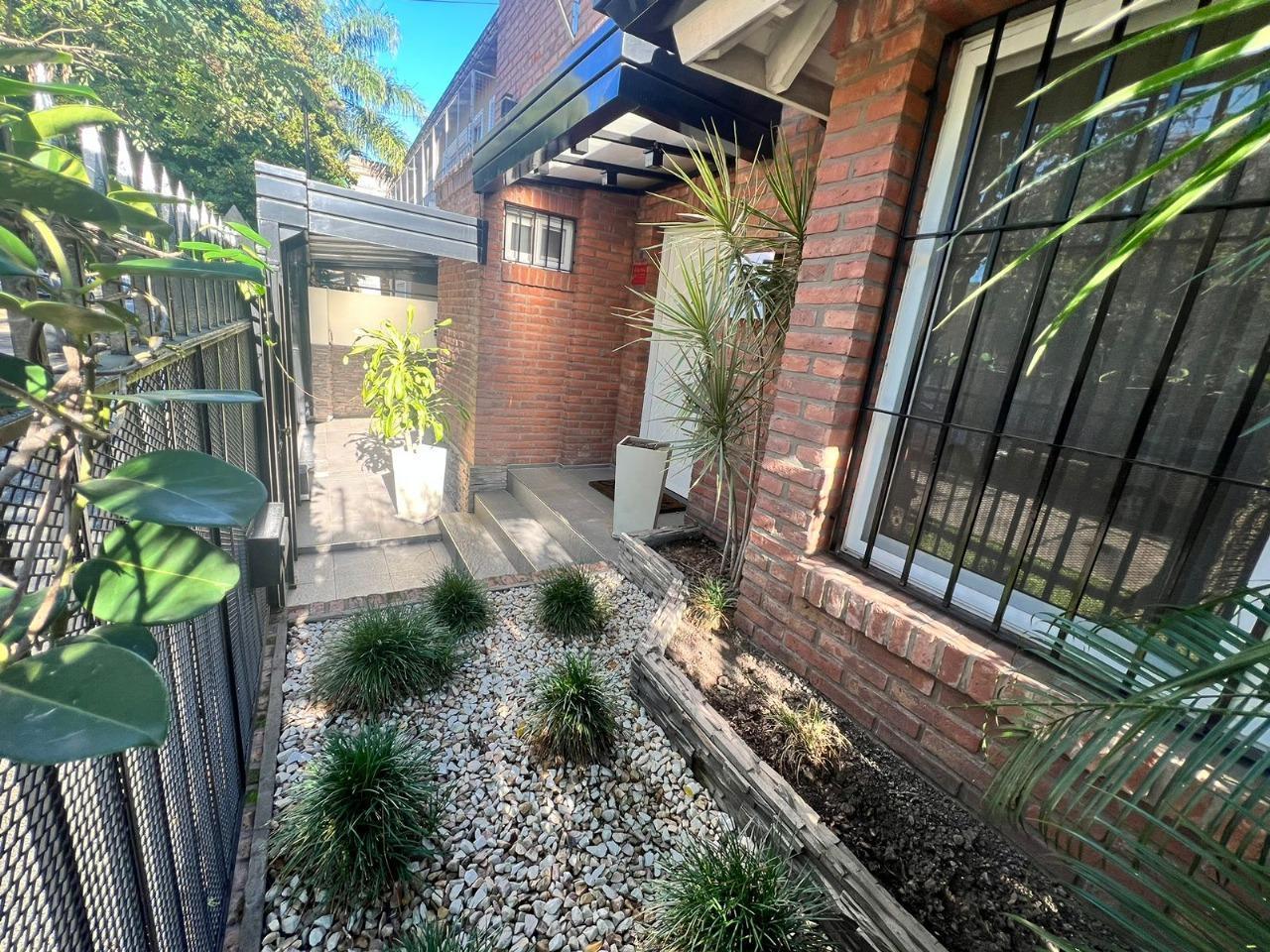 Foto de Casa en venta en Martinez, impecable estado, 4 dormitorios., imagen 2