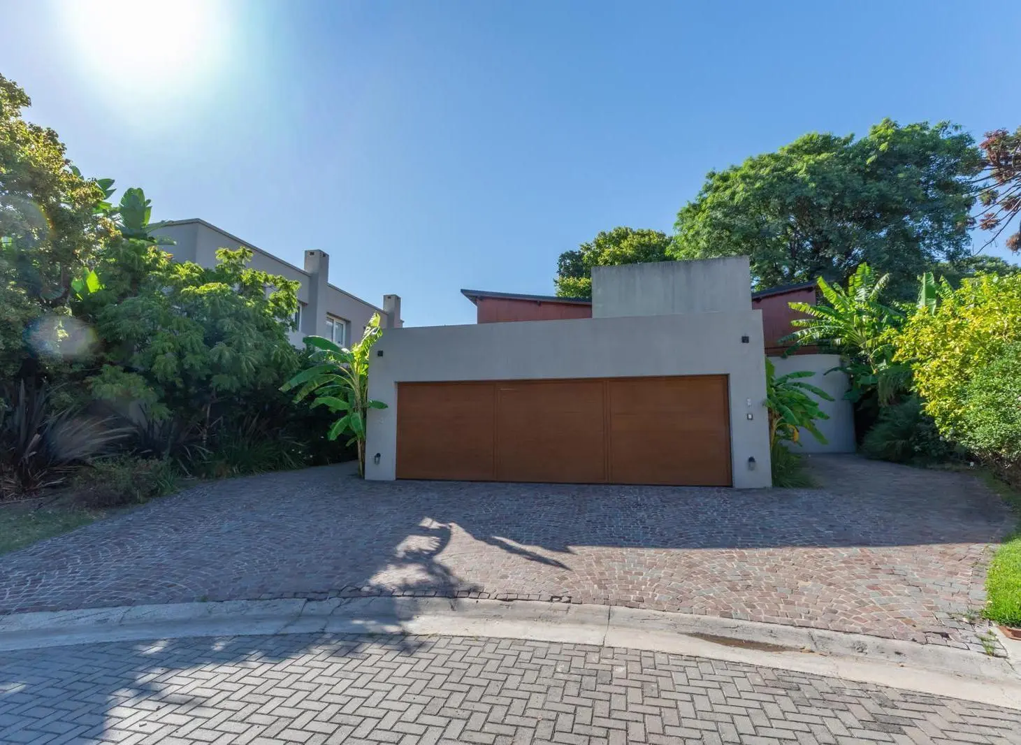 Casa en venta en barrio Los Miradores I 3