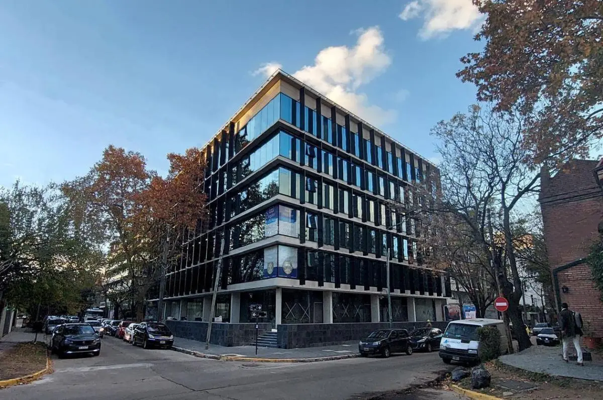 Oficina Leed Gold en pleno Vicente Lopez 5