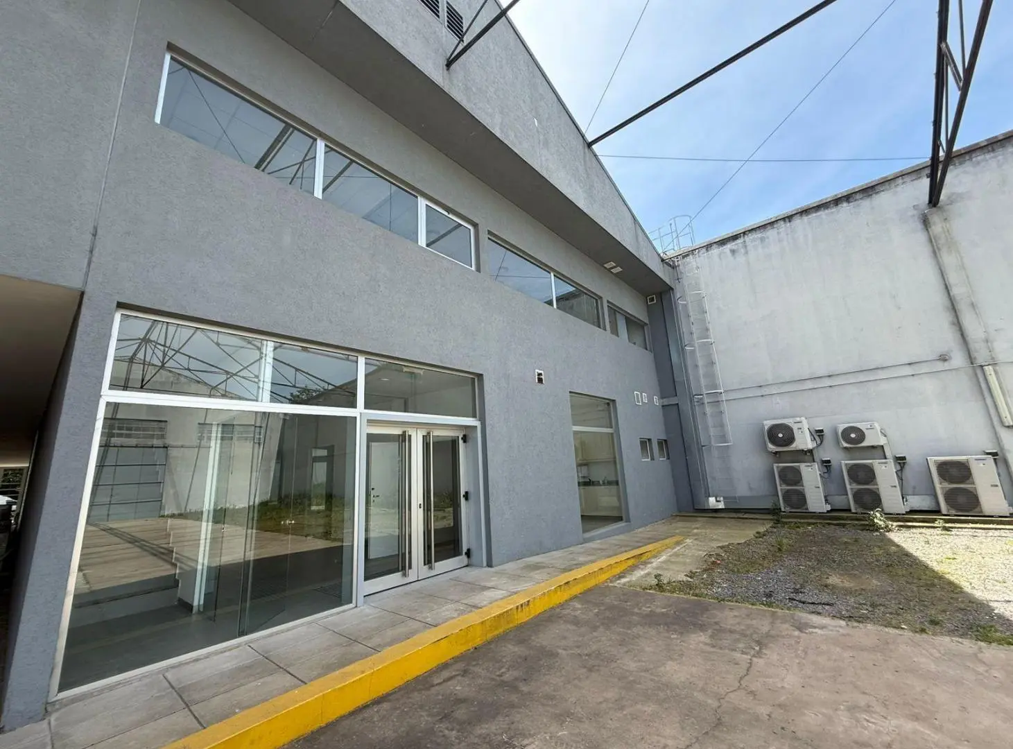 Local Comercial en alquiler en Martinez 2