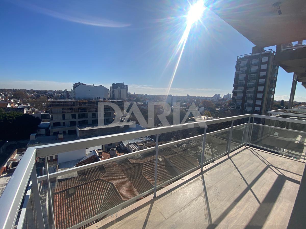 Departamento en venta 2 ambientes con cochera y baulera. Vistas panorámicas. Olivos