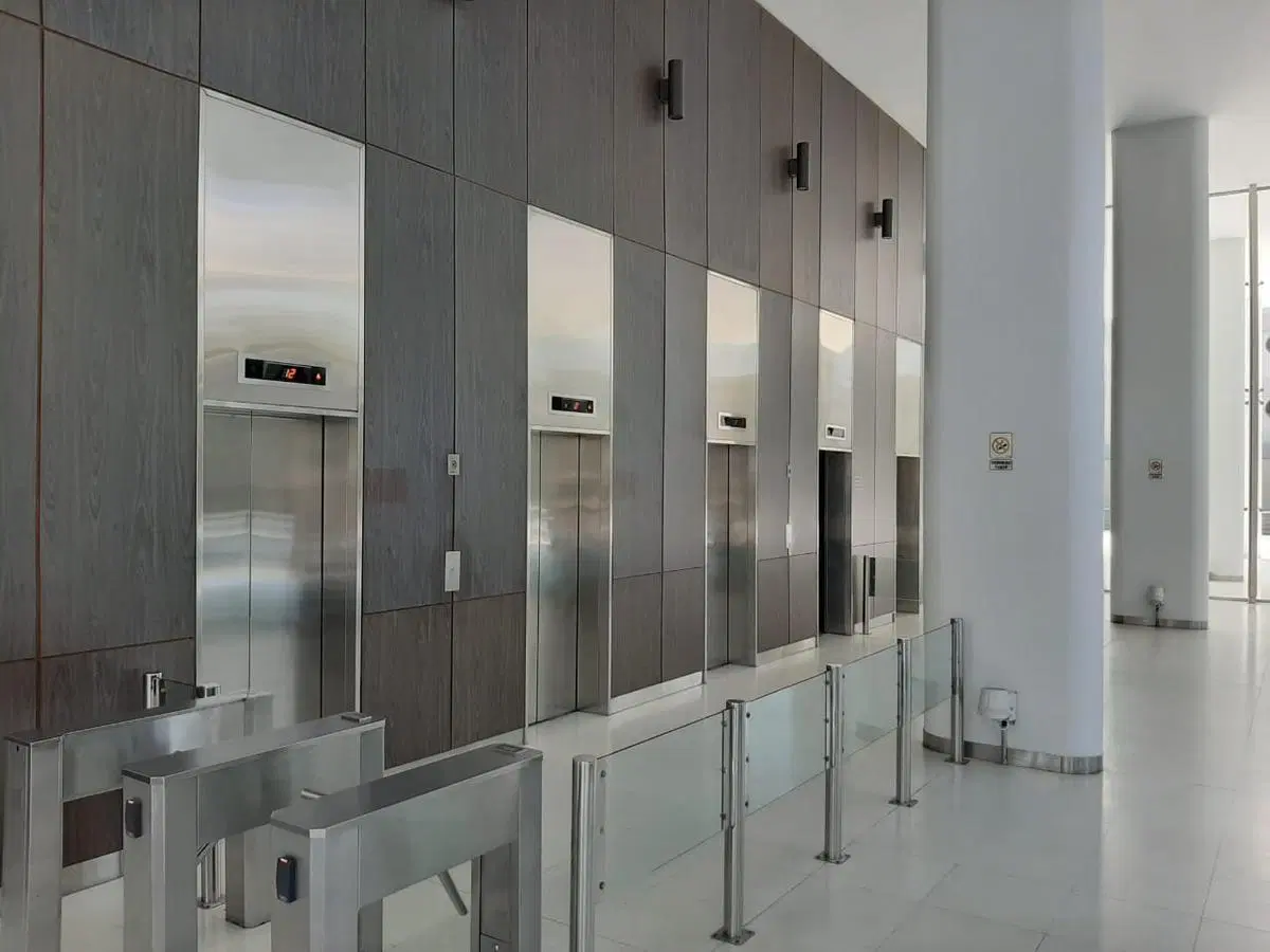 Oficina en alquiler en Puerto de Olivos, Vicente López 4