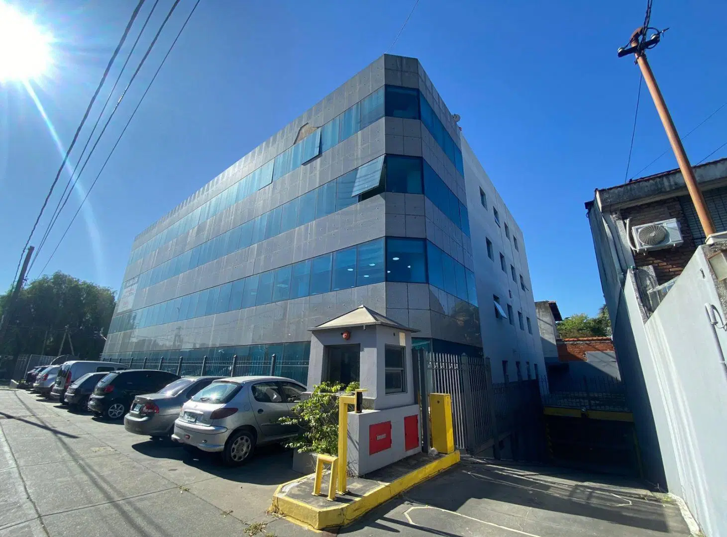 Edificio de oficinas en venta sobre colectora Panamericana, Vicente López 4