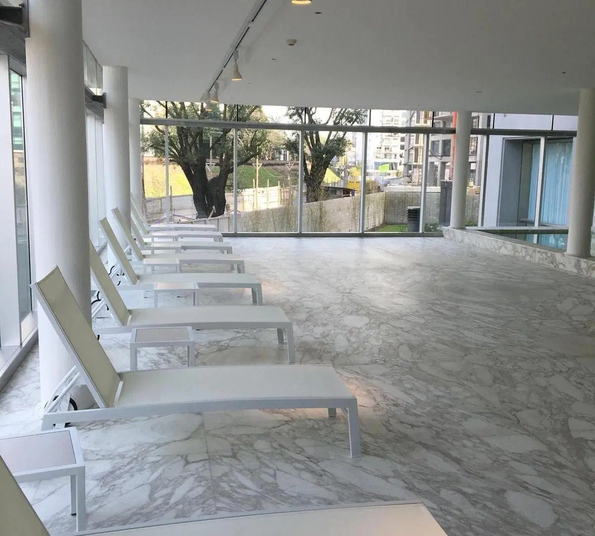 Departamento en alquiler 6 ambientes, 3 cocheras, complejo Al Río, Vicente López. 3