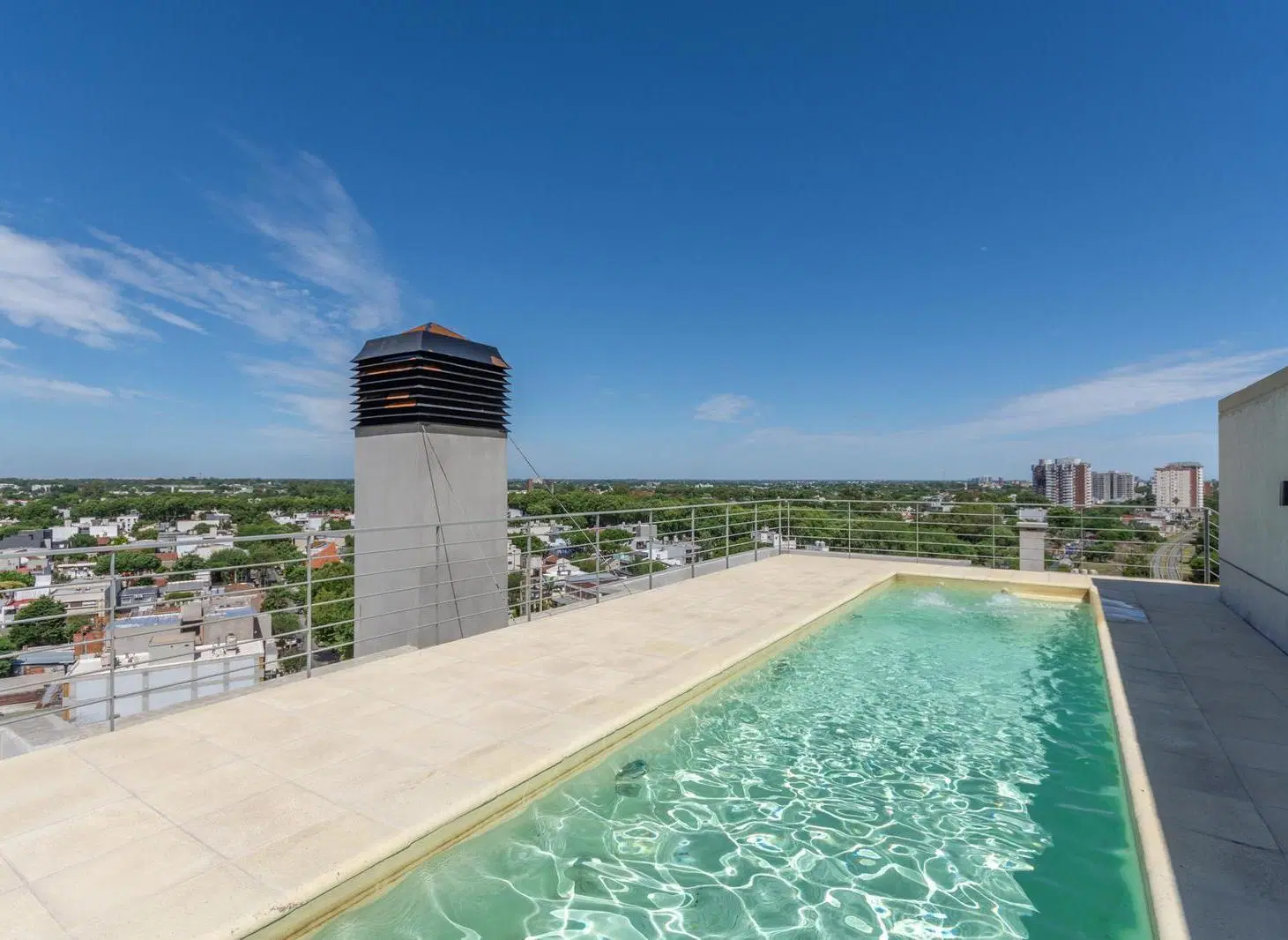 Alquiler departamento 3 ambientes en San Isidro con gran balcón terraza 2