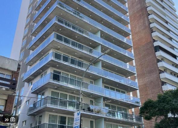 Departamento en venta 4 ambientes con vista al rio en La Lucila