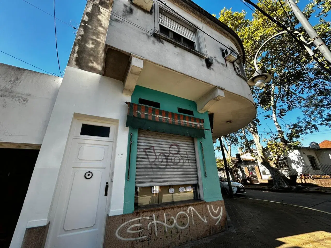 PH 3 AMB EN ALQUILER SIN EXPENSAS 1° PISO POR ESCALERA, 2 TERRAZAS, FRENTE A ESTACION VIRREYES 3