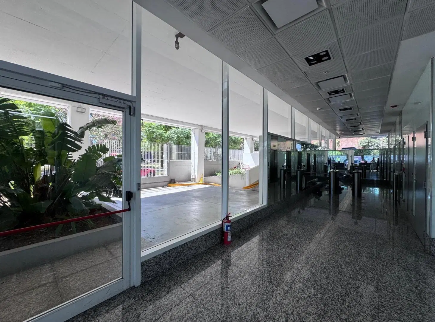 Oficina en Lumina - Panamericana 3
