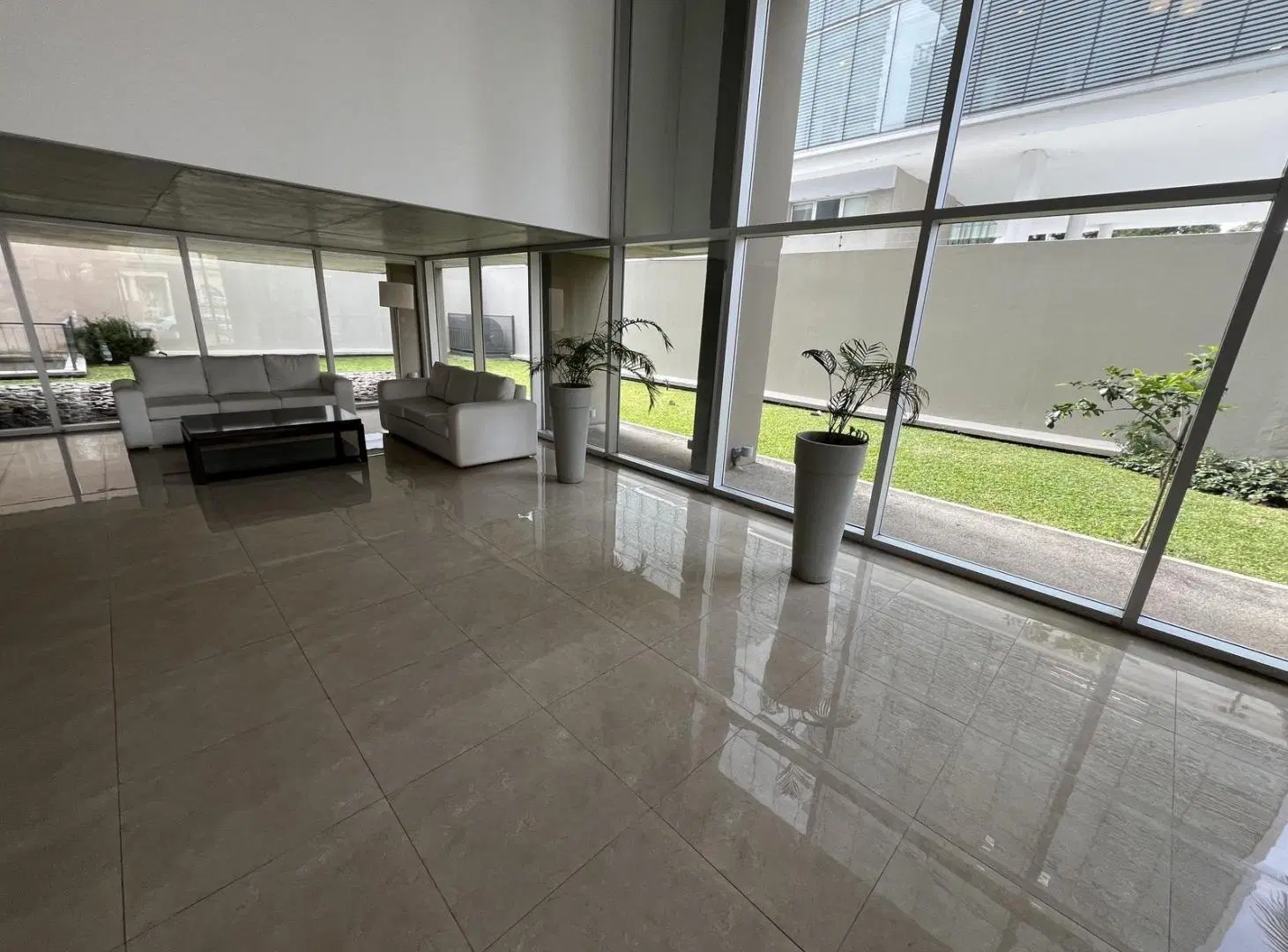 Departamento en venta en Olivos, 3 ambientes, zona puerto, cochera, amenities. 3
