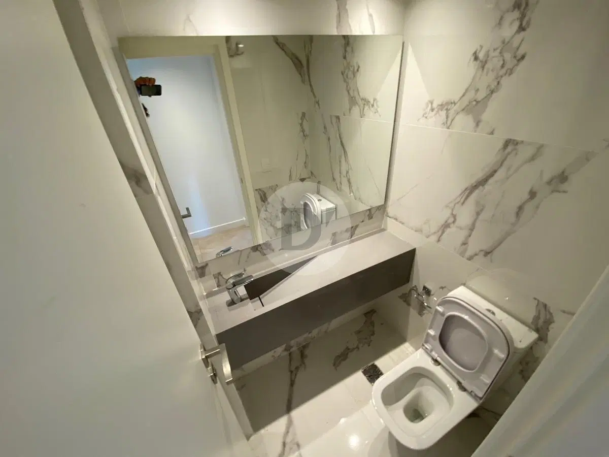Alquiler departamento 3 ambientes y terraza privada en San Isidro, con cochera doble y baulera 4