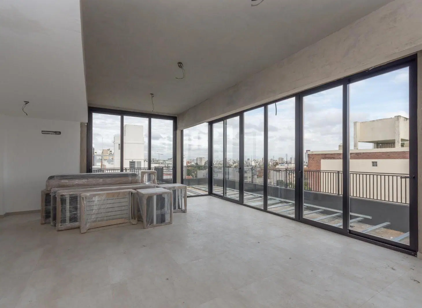 Alquier departamento monoambiente en Vicente López, super luminoso, full amenities 2