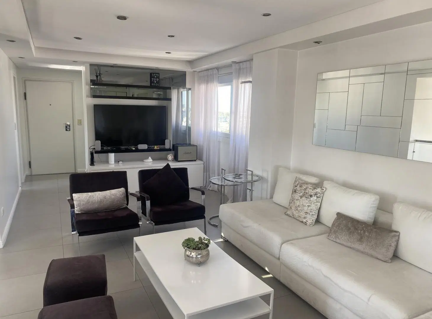 Departamento 4 ambientes en venta en Núñez 5