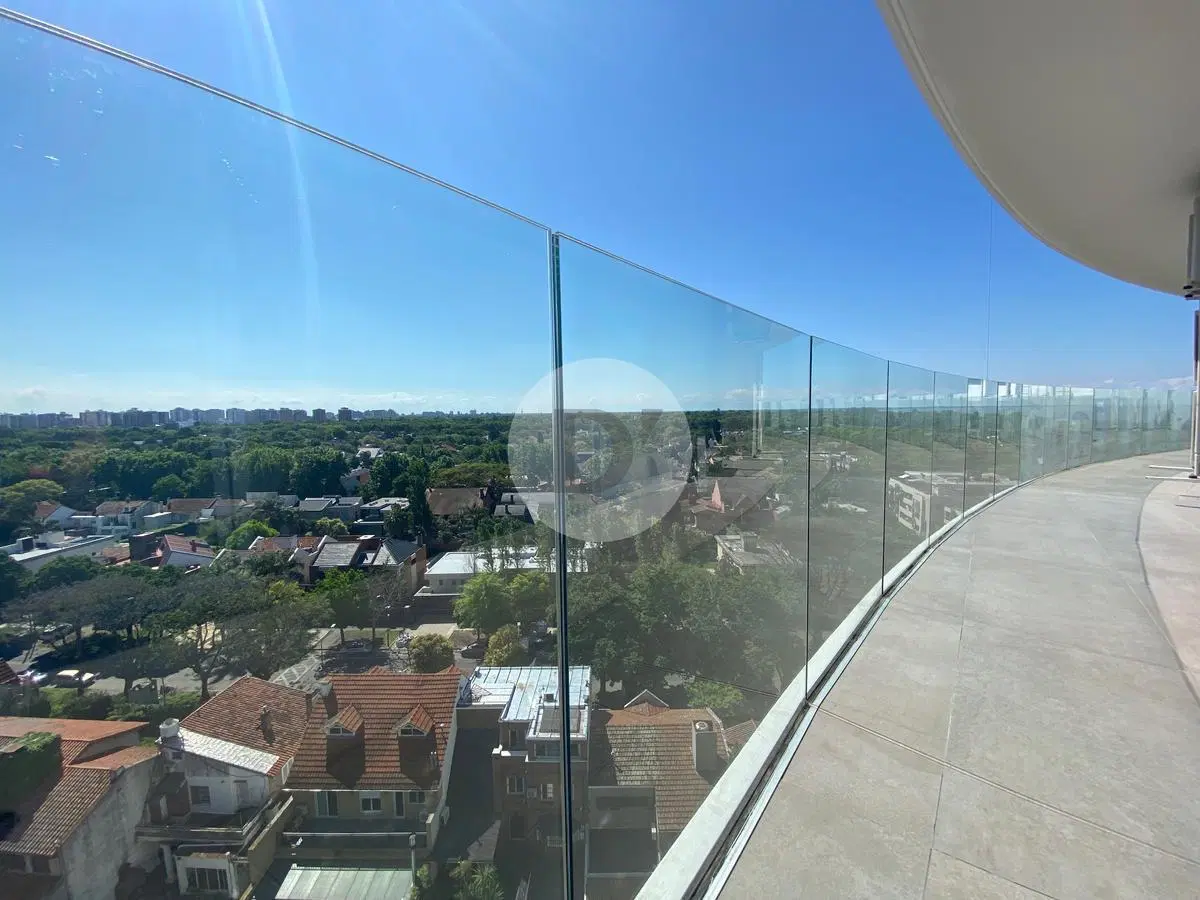 Alquiler departamento 4 ambientes en La Lucila con vista al río 1