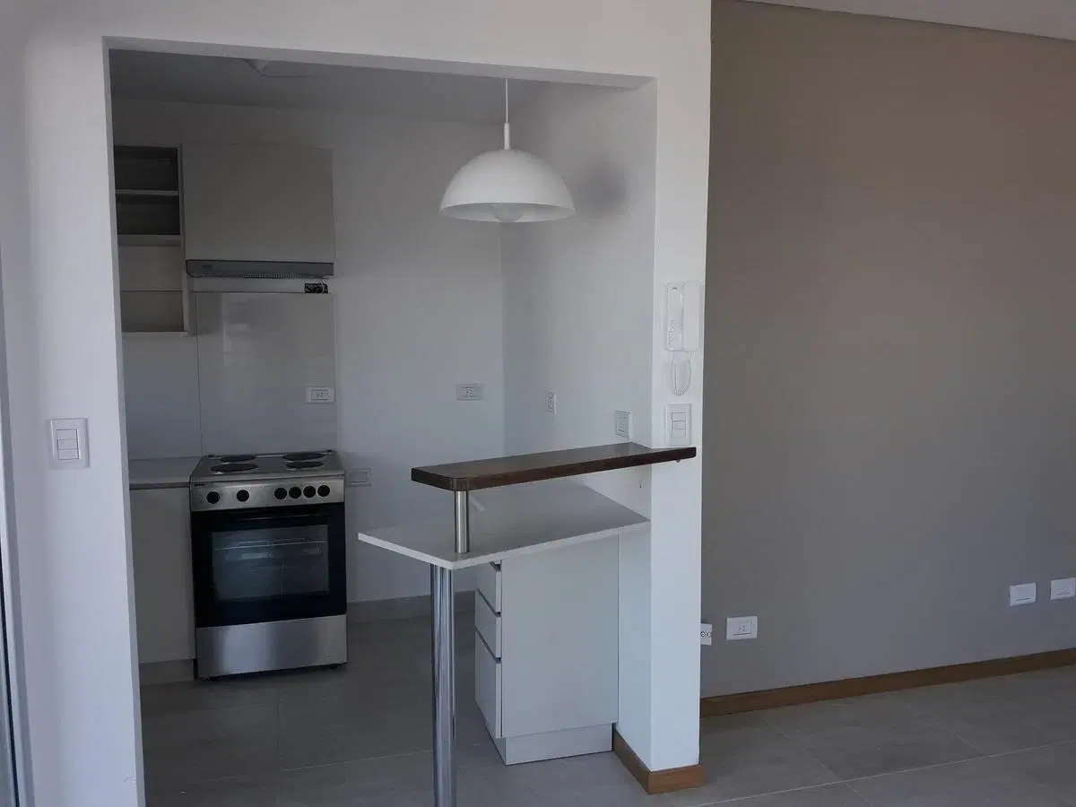 Departamento 3 ambientes en venta, a estrenar, próximo a estación. 2