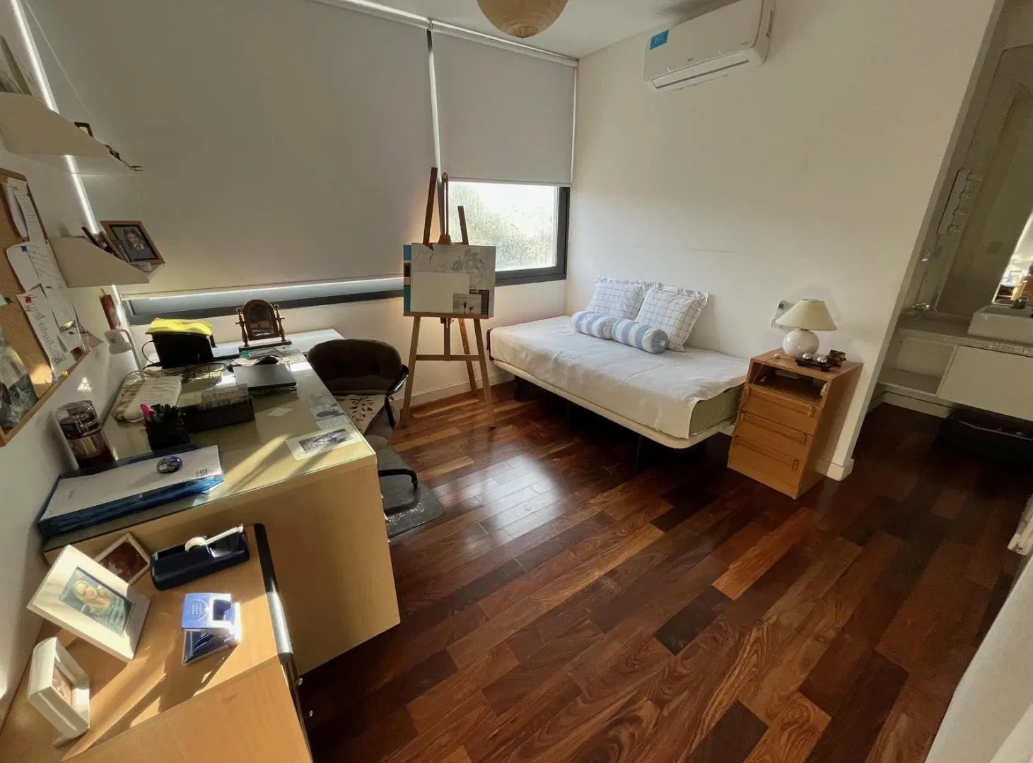 Casa tipo PH en venta en La Lucila próximo al rio, muy especial, con jardín pileta y parrilla. 1