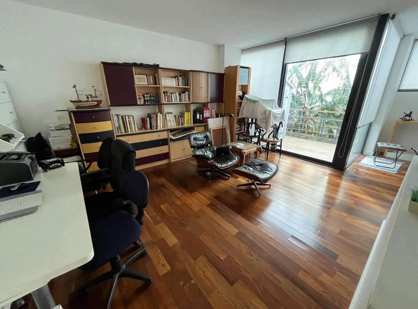 Casa tipo PH en venta en La Lucila próximo al rio, muy especial, con jardín pileta y parrilla. 5