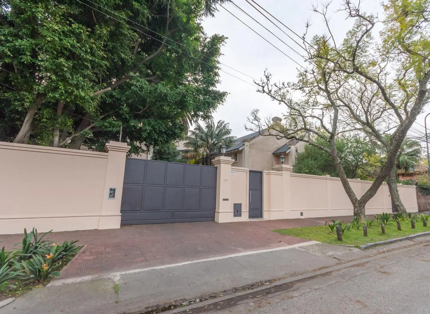 Casa/Residencia en venta en Acassuso de Libertador al Rio. 3