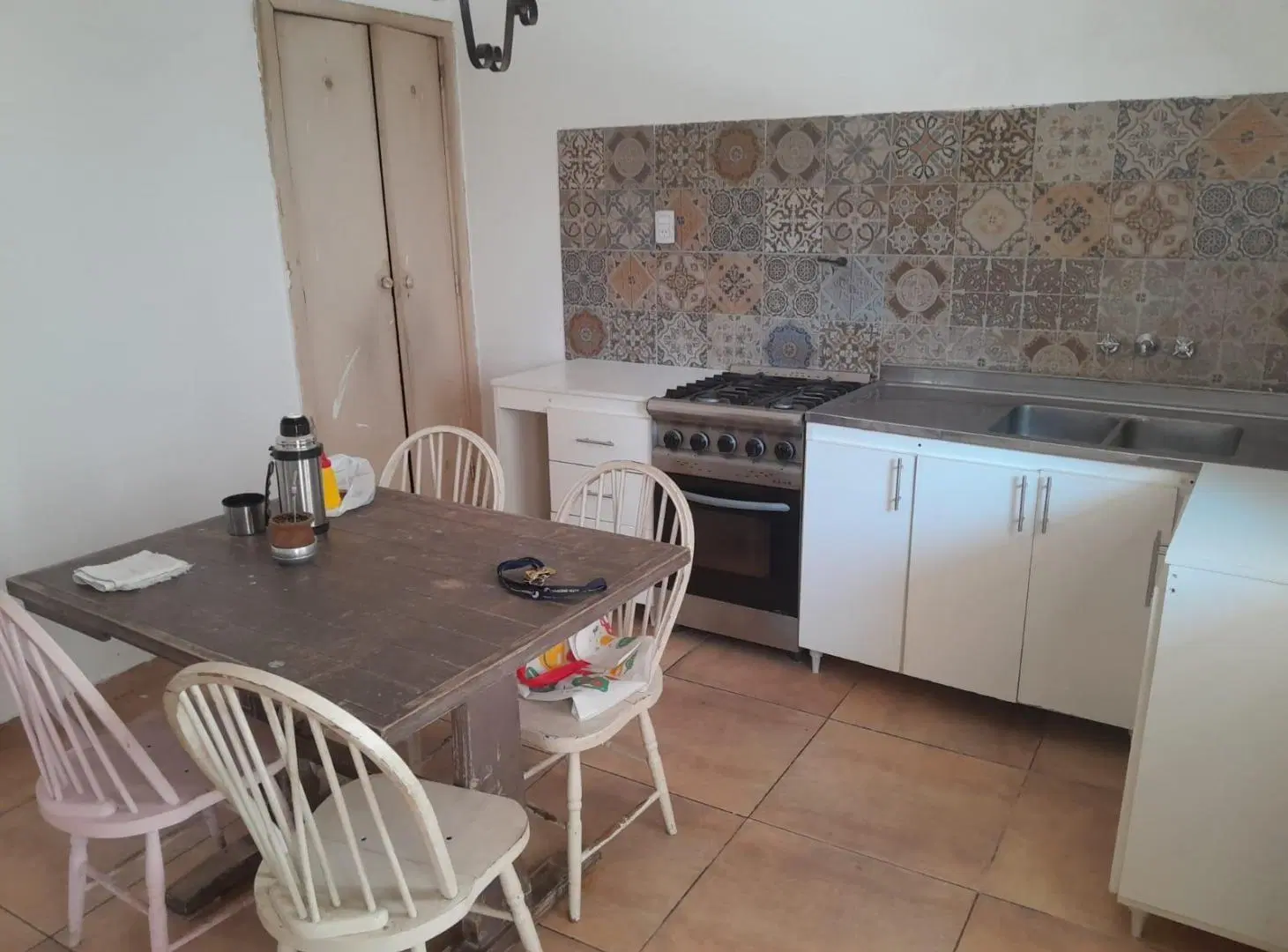 Casa en venta en Olivos, a reciclar. 3
