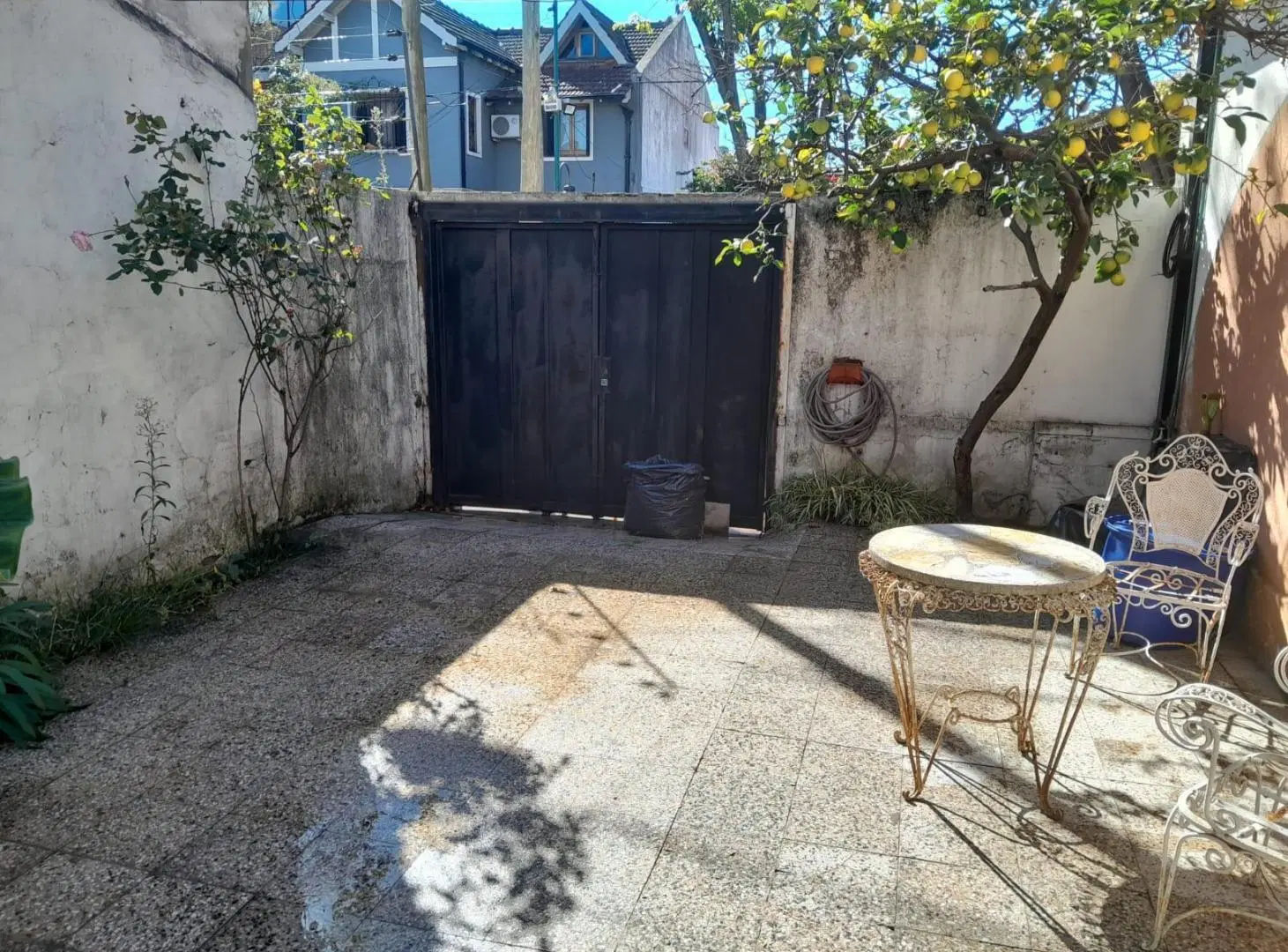 Casa en venta en Olivos, a reciclar. 5