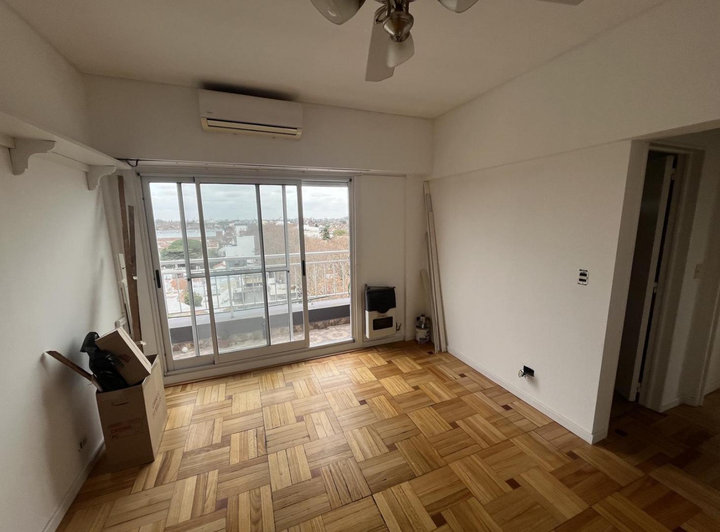 Foto de Departamento de dos ambientes en venta en Olivos, con cochera, baulera, imagen 4