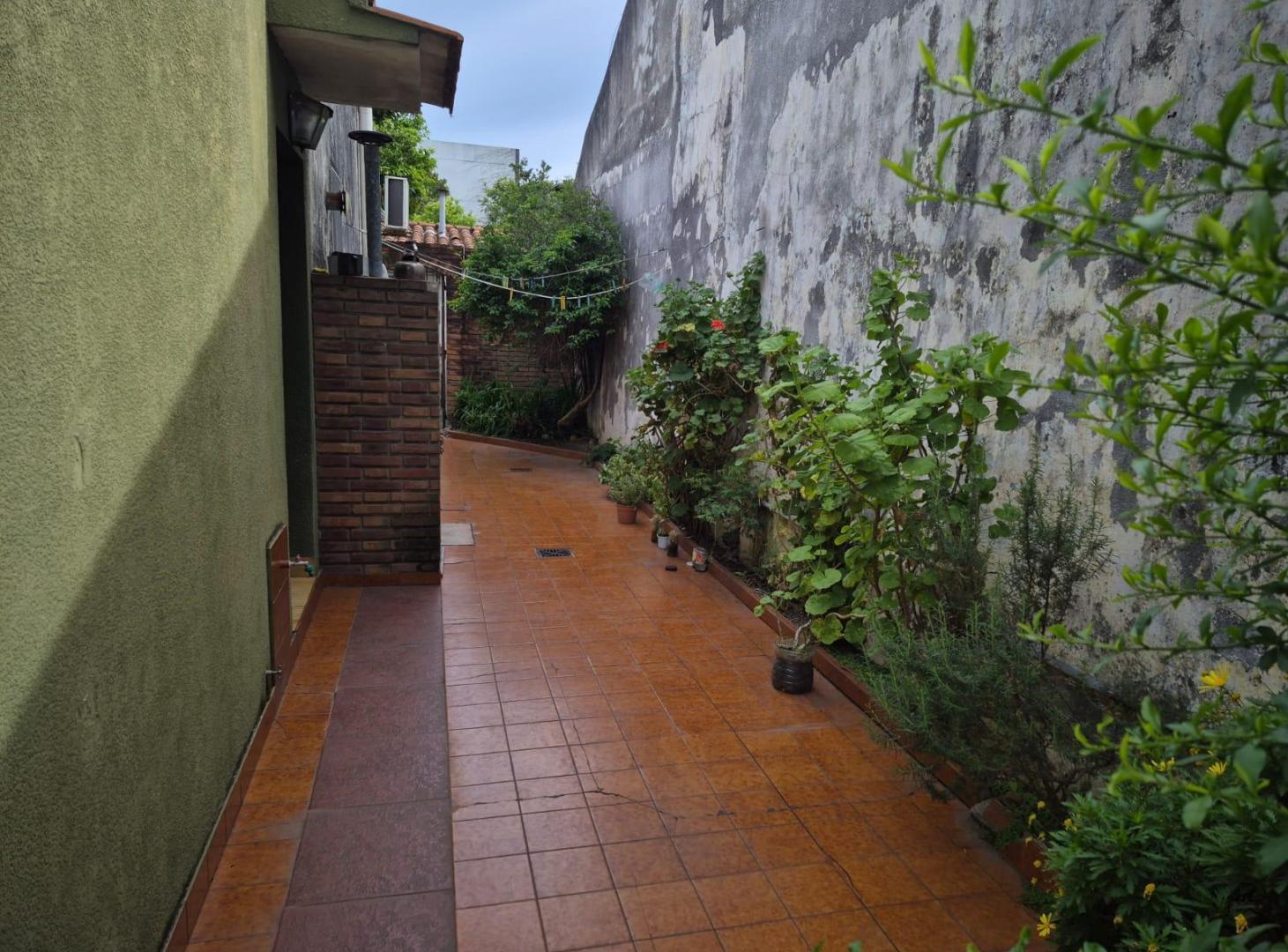 Foto de Terreno o casa a refaccionar en Venta Olivos Maipu a Uzal, imagen 5