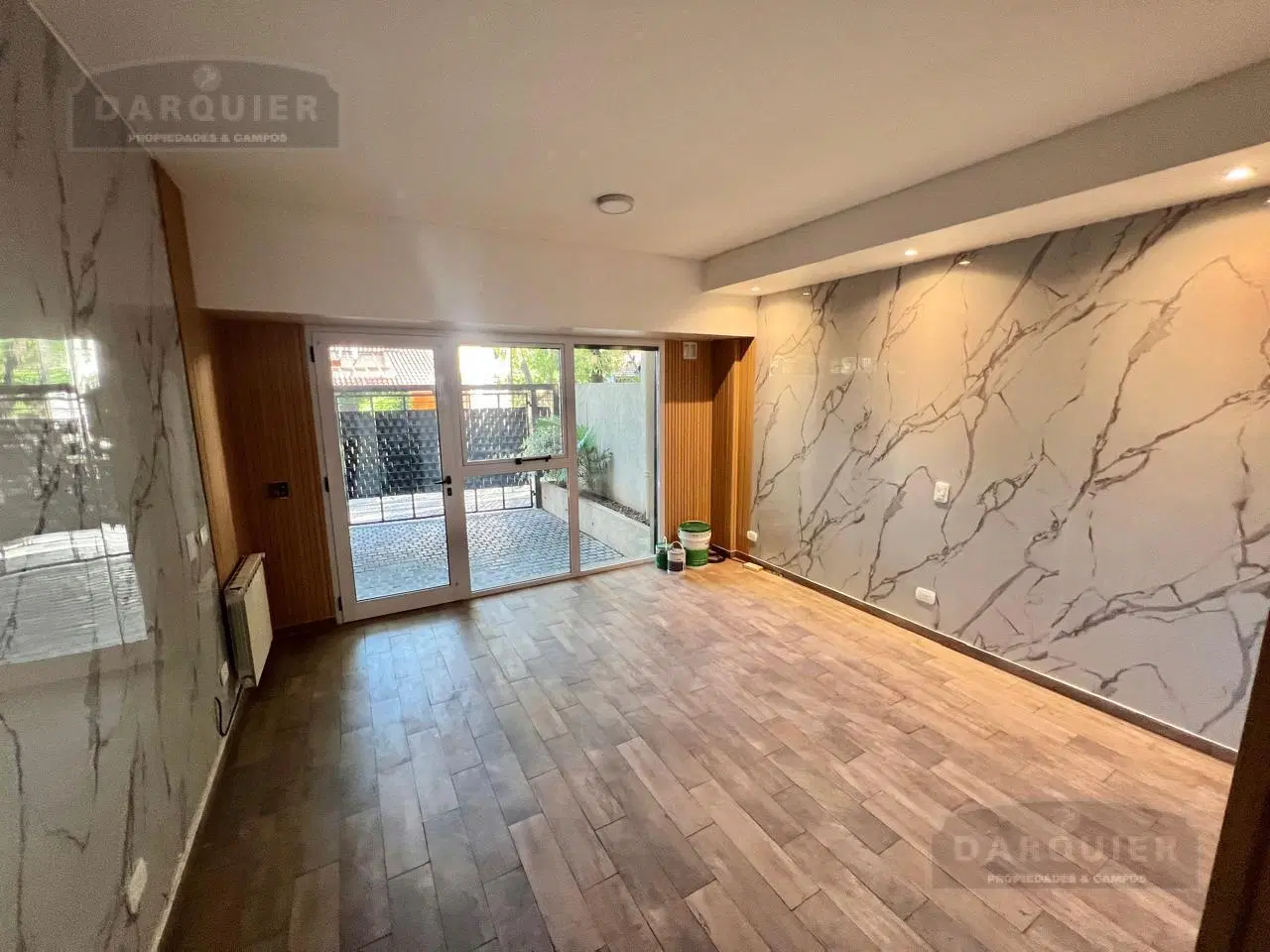 ALQUILER O VENTA DEPARTAMENTO U OFICINA EN PB, ADROGUE 2