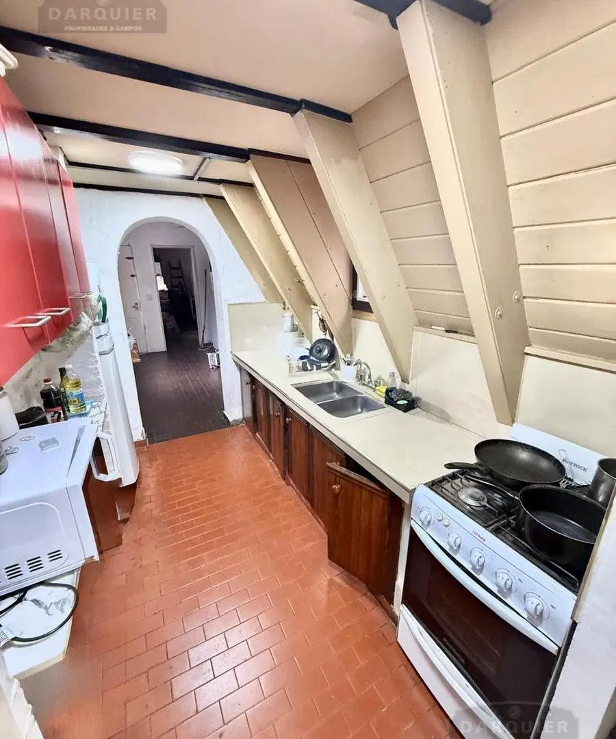 ADROGUE- 3 DORMITORIOS-PH EN VENTA 2