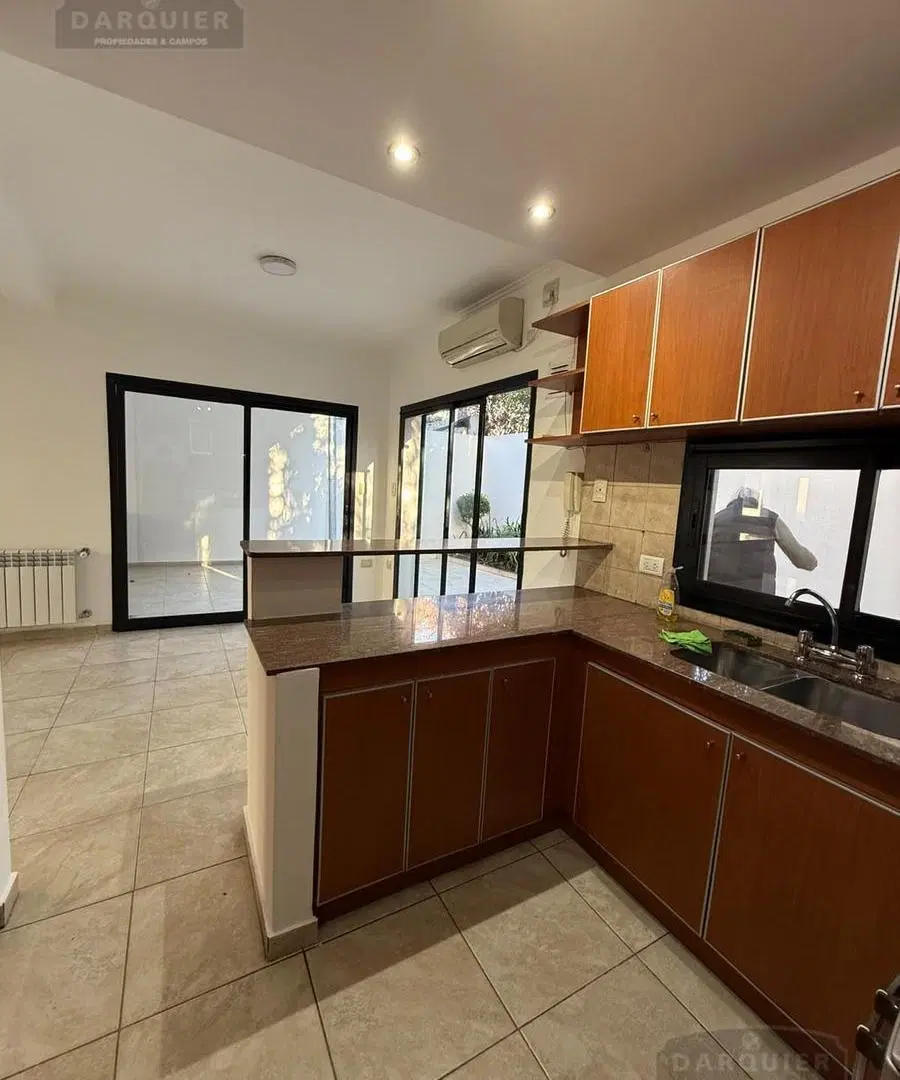 ALQUILER-DUPLEX-2 DORMITORIOS-EXPENSAS BAJAS 4