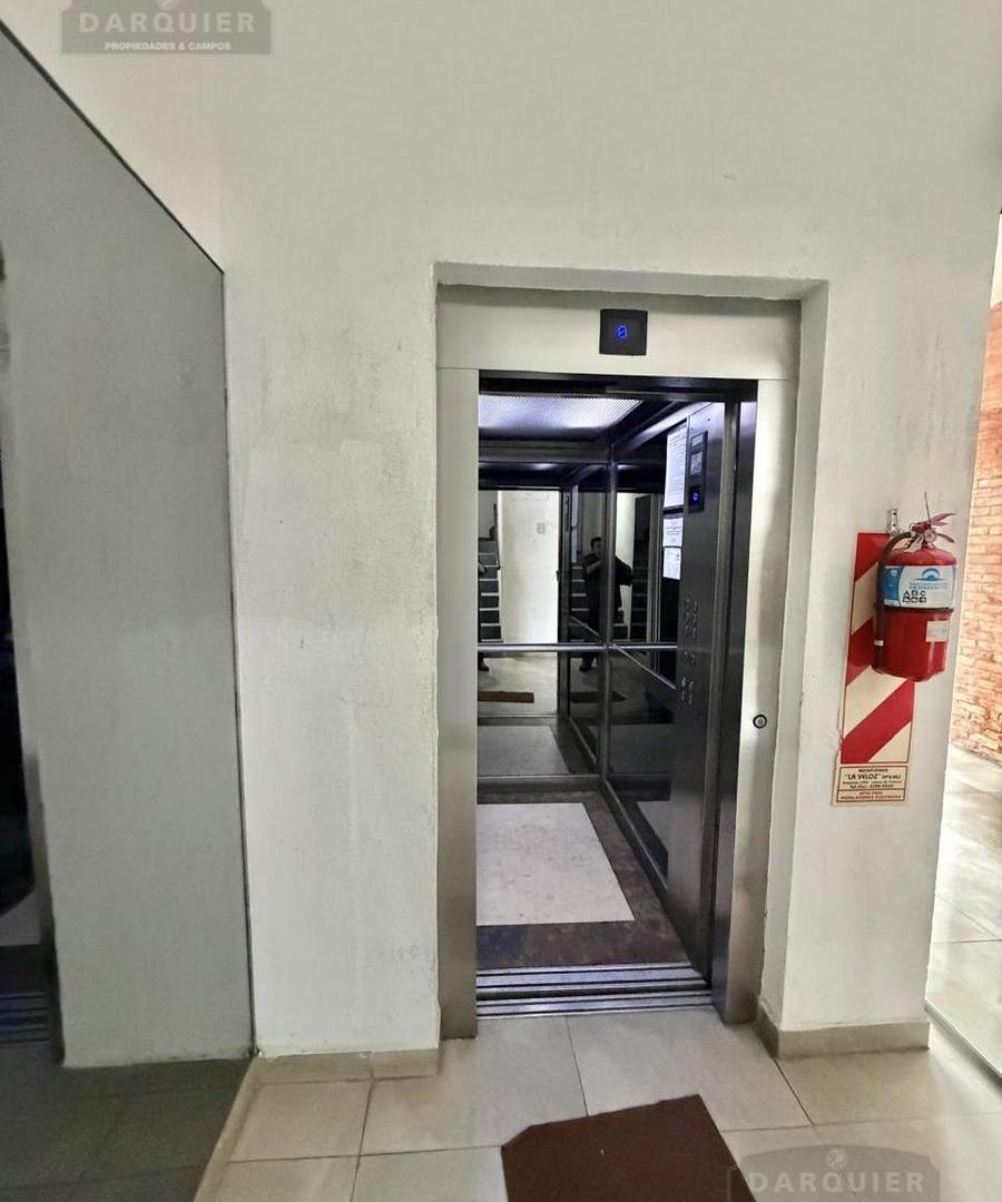 Foto de DEPARTAMENTO 2 AMBIENTES CON COCHERA, imagen 3