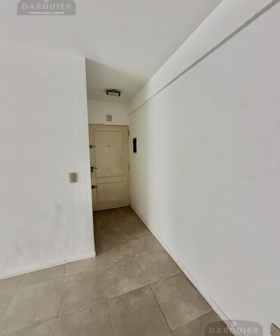 Foto de DEPARTAMENTO 2 AMBIENTES CON COCHERA, imagen 5