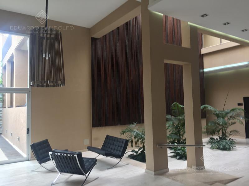 Gran oportunidad! Monoambiente dividido en edificio de categoria