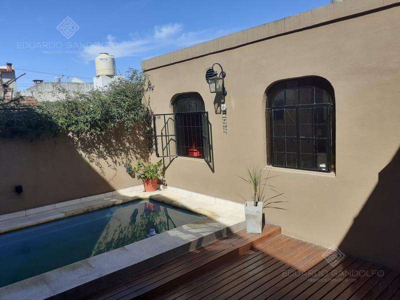 Chalet de Estilo Reciclado a Nuevo con Pileta - Excelente! 5