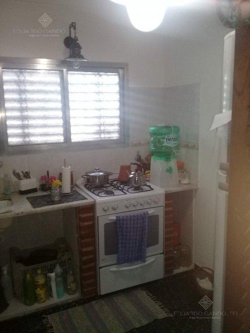 Foto de Duplex a mts de la Avda y del FCGR - Venta Directa - Acepta permuta x, imagen 4