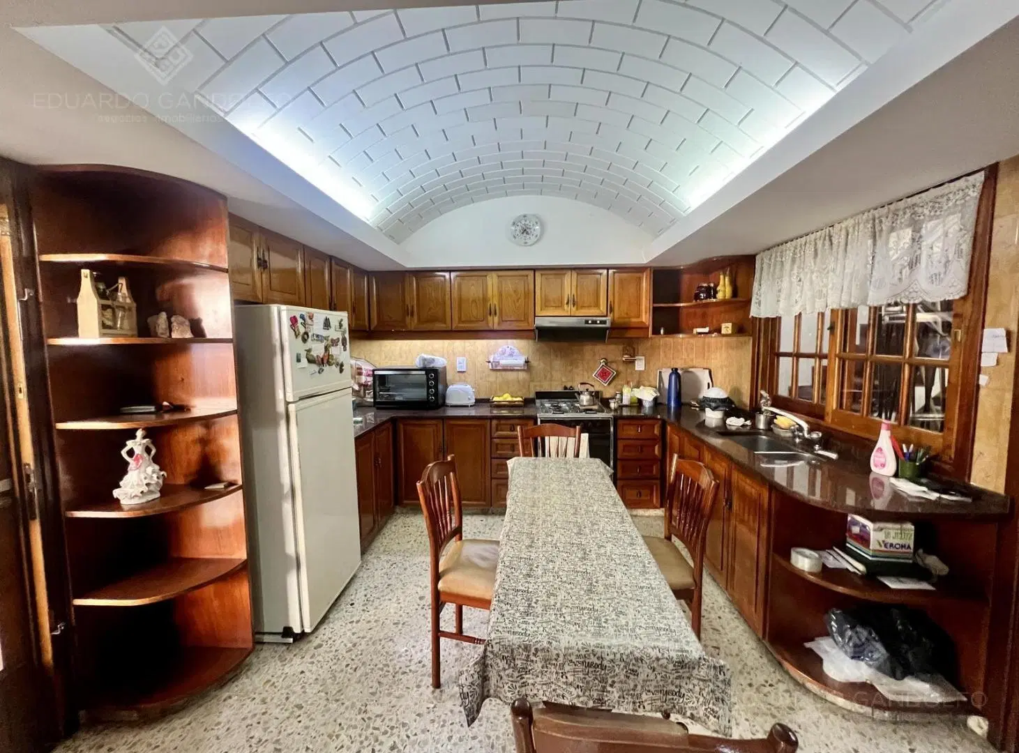 IMPECABLE casa de 3 amb - Vta. Dta. - APTO CREDITO - OPORTUNIDAD!!! 2