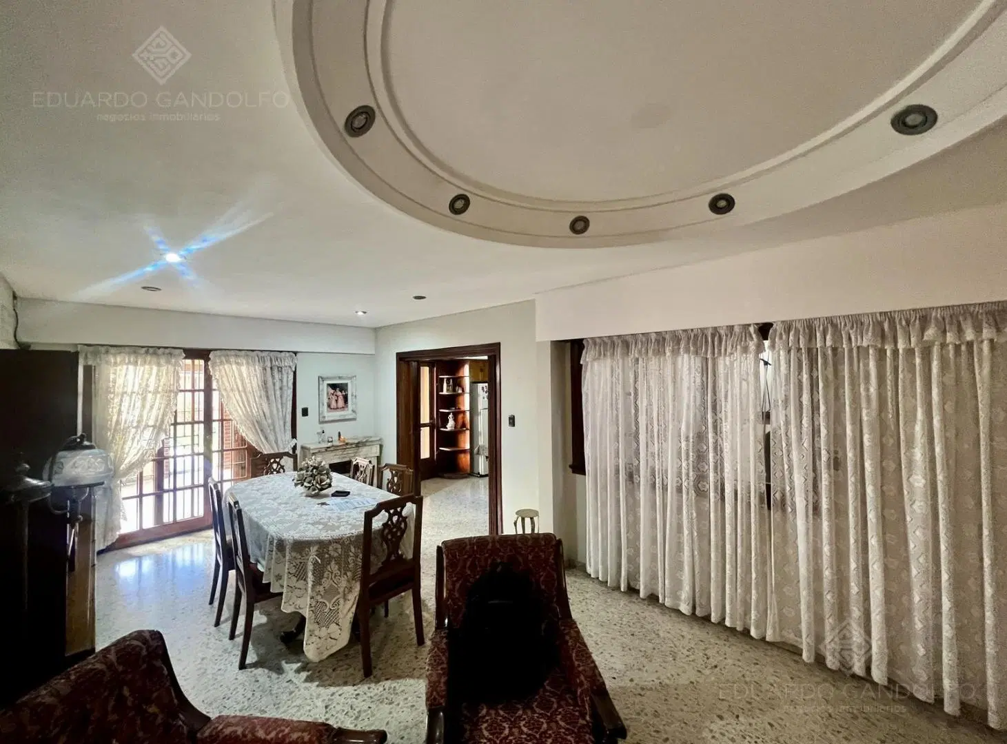 IMPECABLE casa de 3 amb - Vta. Dta. - APTO CREDITO - OPORTUNIDAD!!! 3