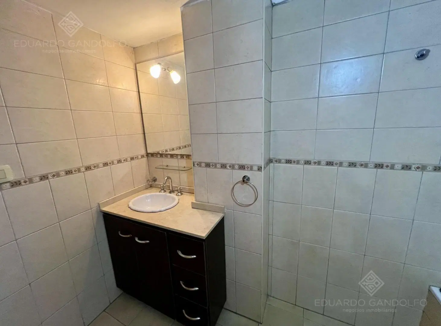 Excelente 3 ambientes con balcón - Expensas, TSG y AySA incluido en el precio Final!!!! 3