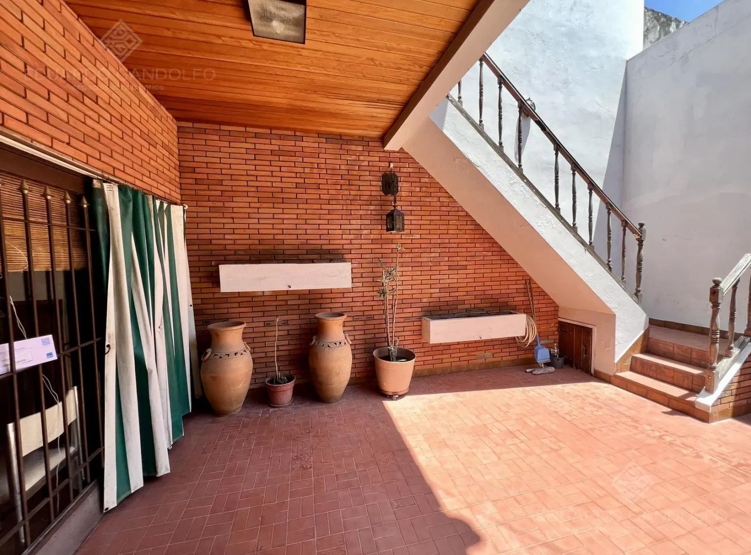Excelente zona - 3 dor - 2 baños - garage - Vta Dta - Apto Crédito - OPORTUNIDAD!! 4