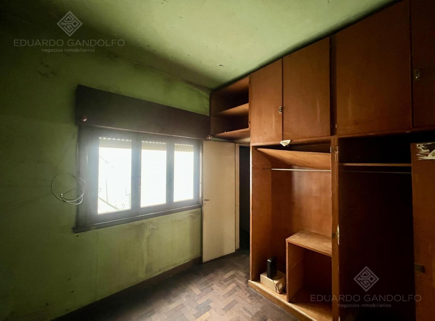 Foto de 3 amb, 2 patios y terraza - S/Expensas - a 500 mts del FCGR - Vta Dta, imagen 3