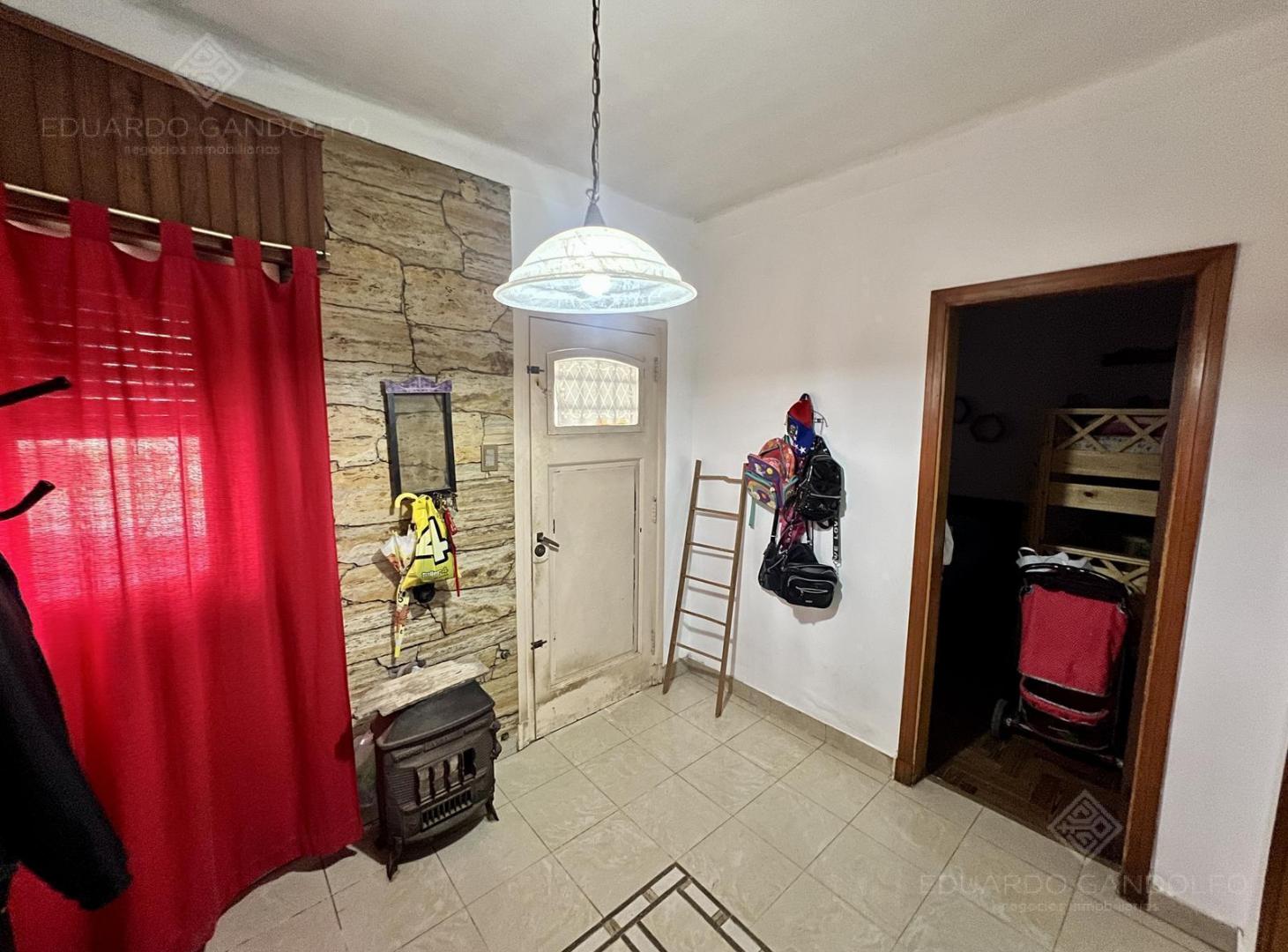 Foto de Muy buen PH en zona residencial - Apto Crédito - OPORTUNIDAD!!!!, imagen 2