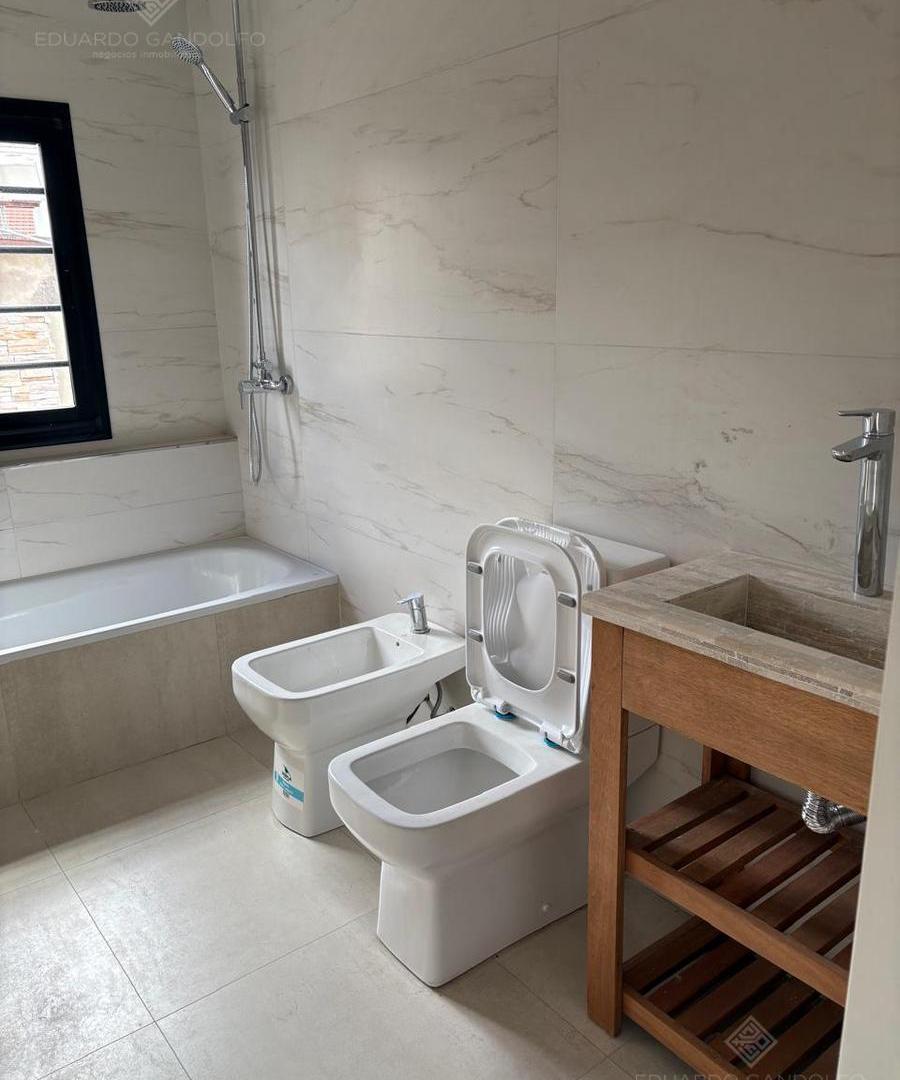 Foto de Duplex a estrenar en Llavallol, excelente ubicación., imagen 2
