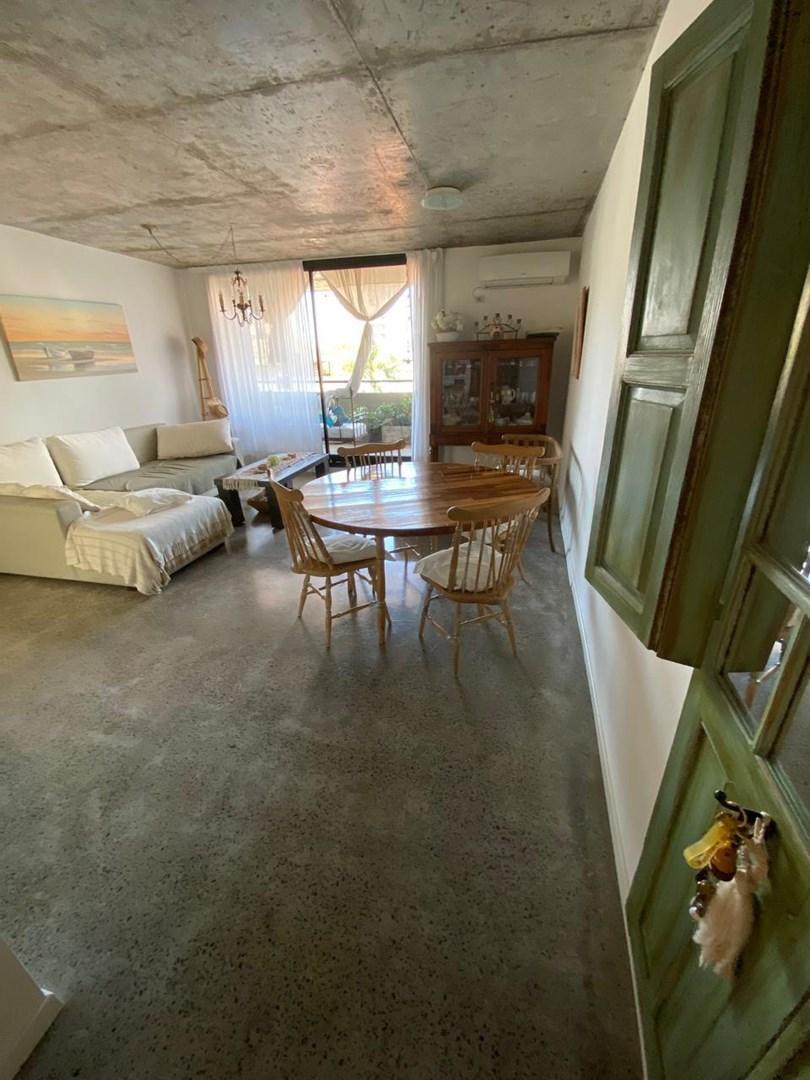 Departamento en Venta en Tigre, G. B. a. Zona Norte, Argentina 3